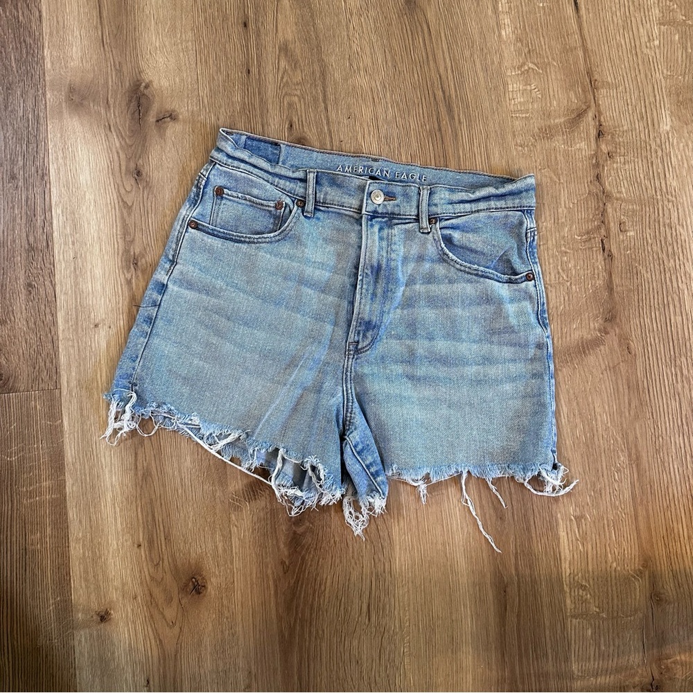 American Eagle Outfitters Women's Frayed Hem Jean Shorts - Light Blue